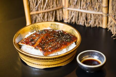 日式鰻魚飯